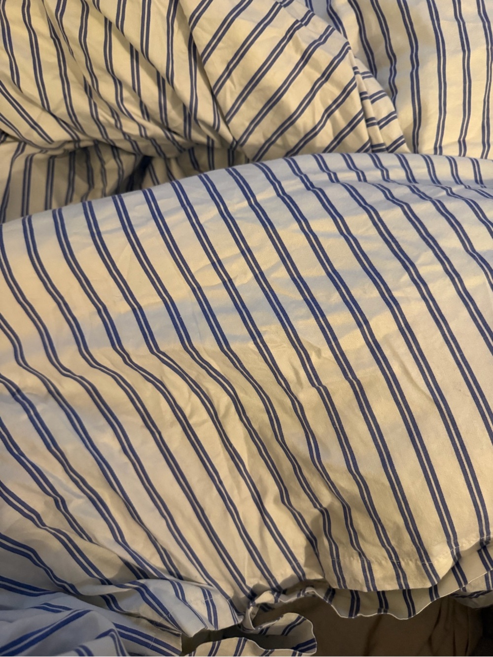 Brooklinen Striped Duvet Cover in White and Blue - Picture 5 of 5